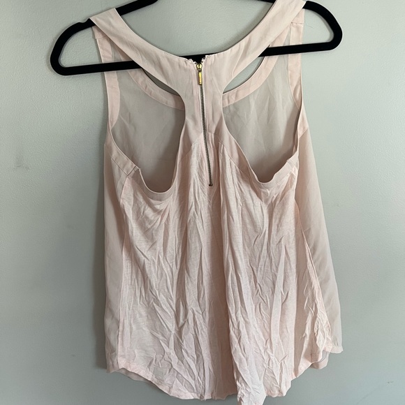 Sheer blush sleeveless top - Picture 2 of 4
